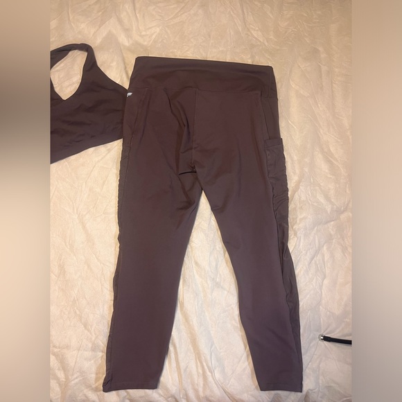 Fabletics set - Picture 2 of 8